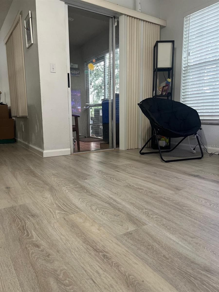 Newly updated floors! - 2329 WATER VIEW LOOP, KISSIMMEE