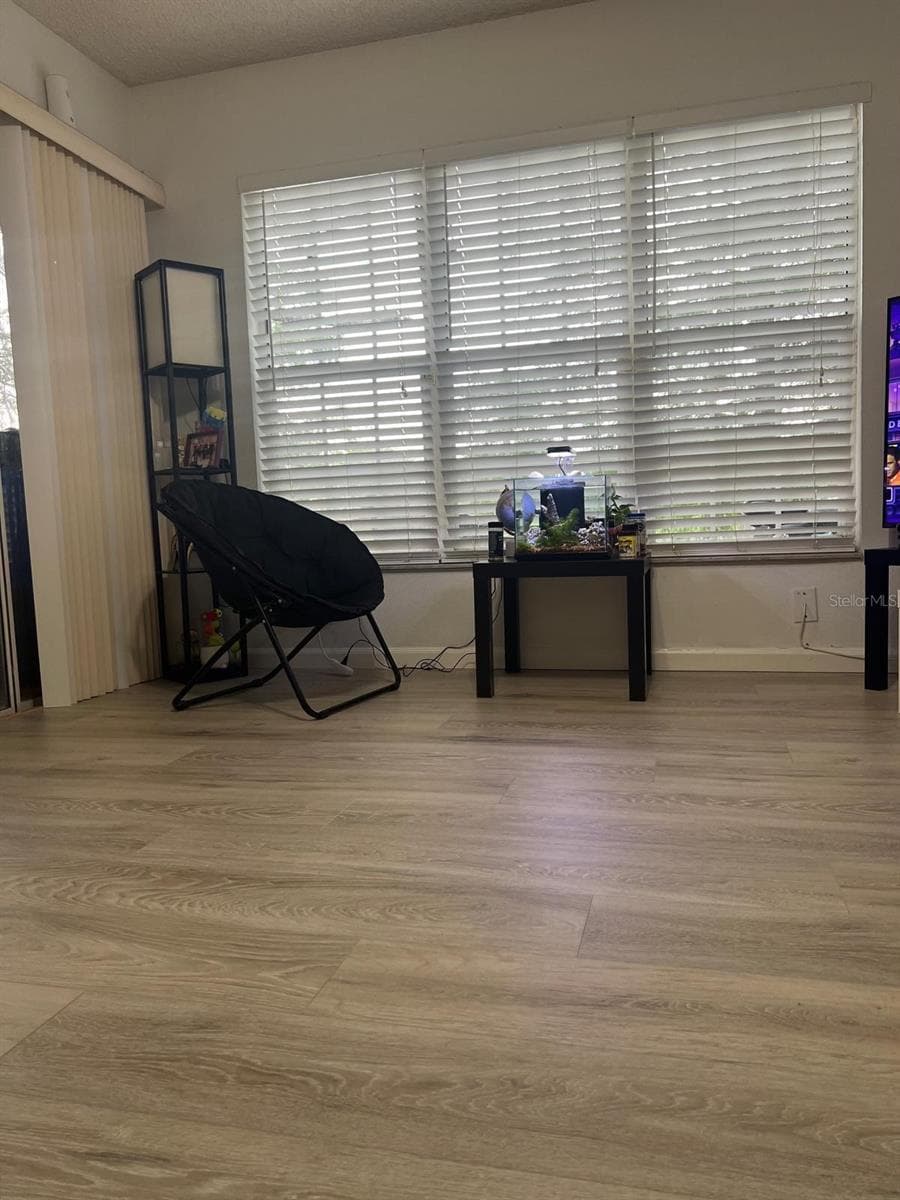 Newly updated floors! - 2329 WATER VIEW LOOP, KISSIMMEE