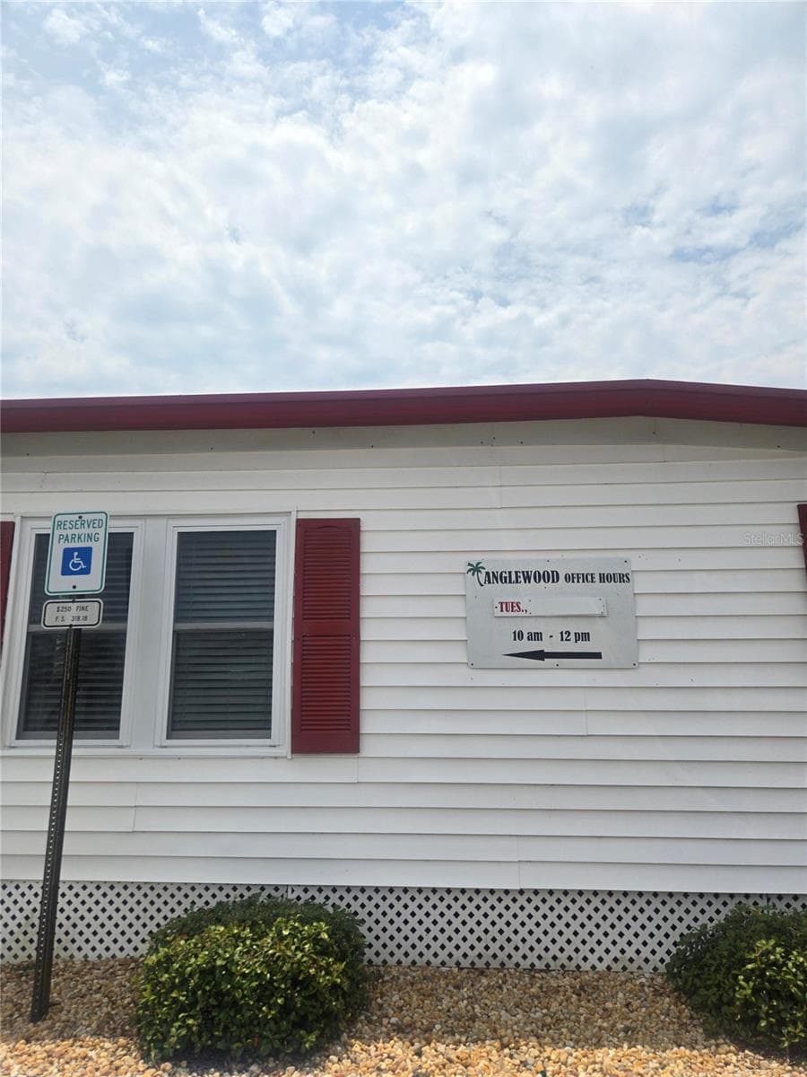 Community office - 4645 BURNEY DR, HOLIDAY