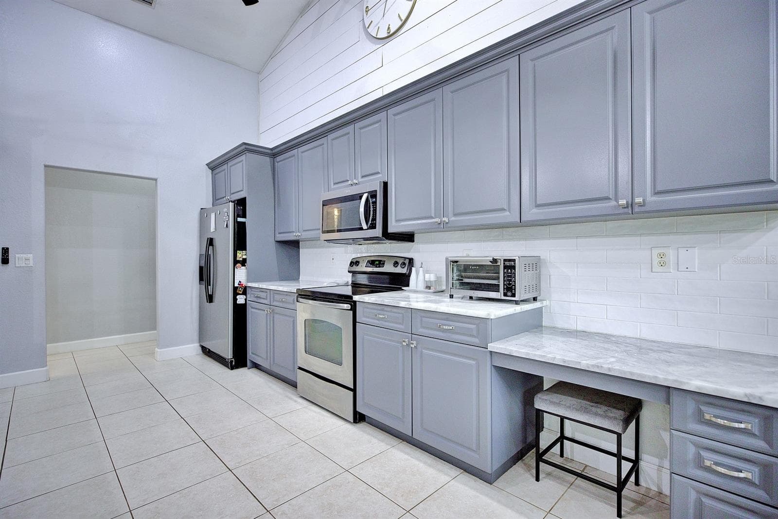 Single Family Residence at 188 HUNTLEY OAKS BLVD, LAKE PLACID, photo 15 of 44