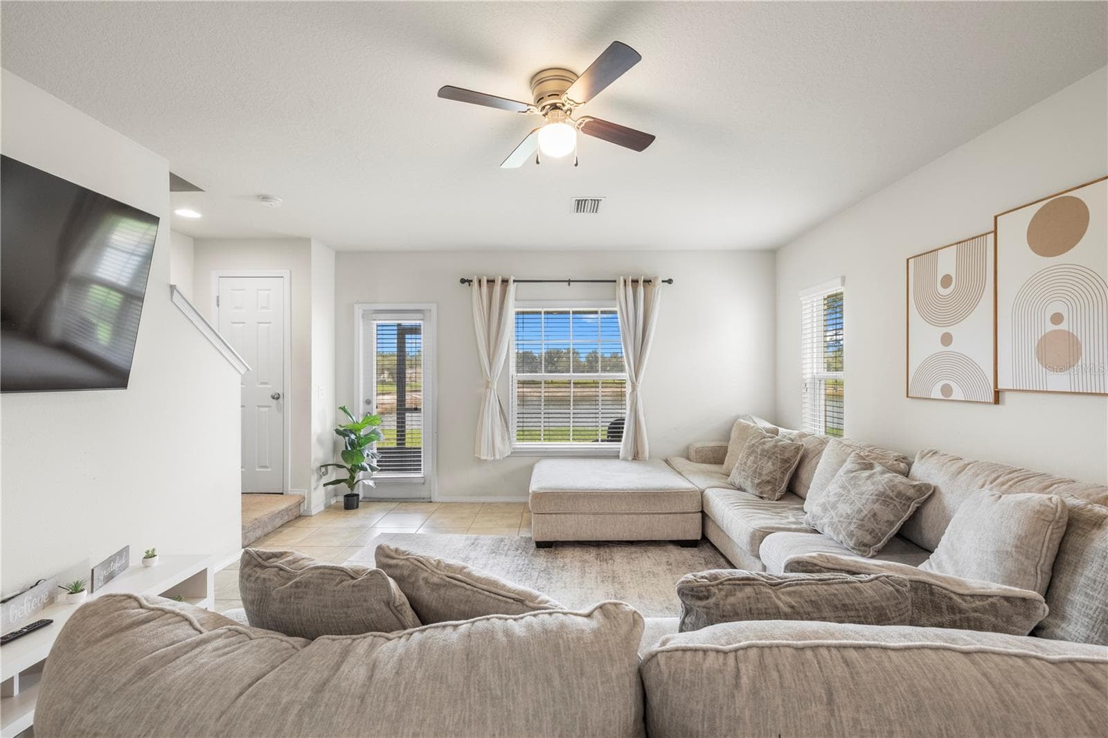 Townhouse at 9335 AMERICAN HICKORY LN, RIVERVIEW, photo 6 of 44