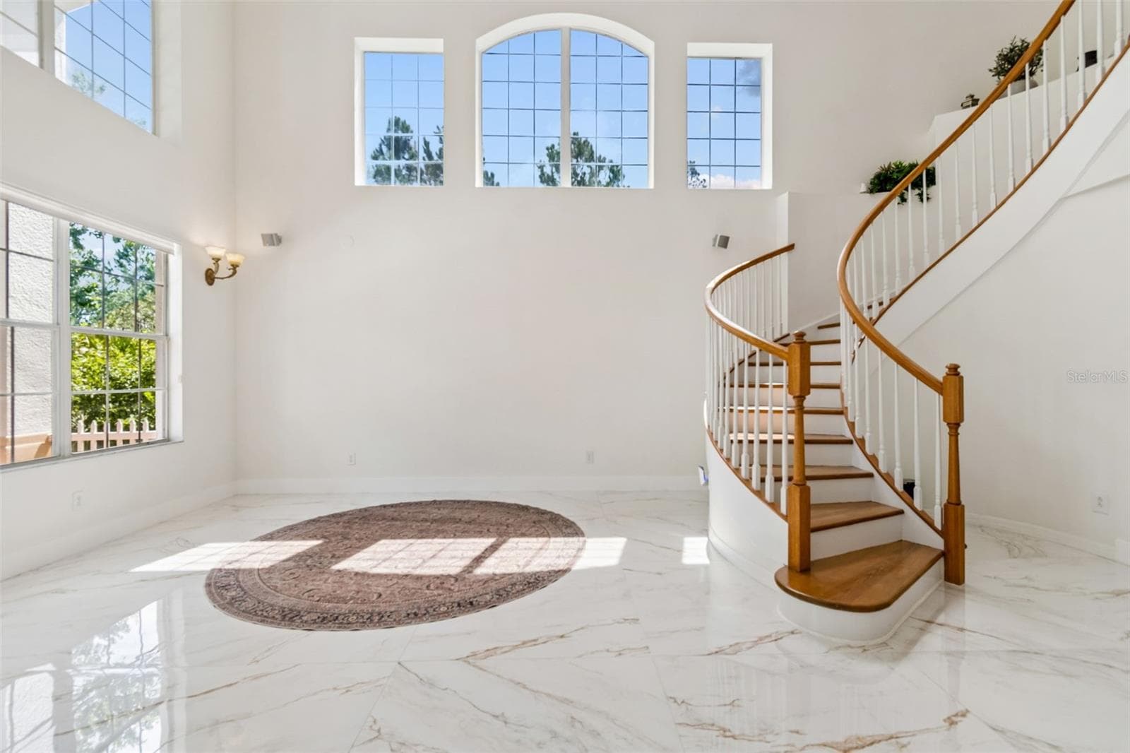 Single Family Residence at 10102 DEERCLIFF DR, TAMPA, photo 10 of 92