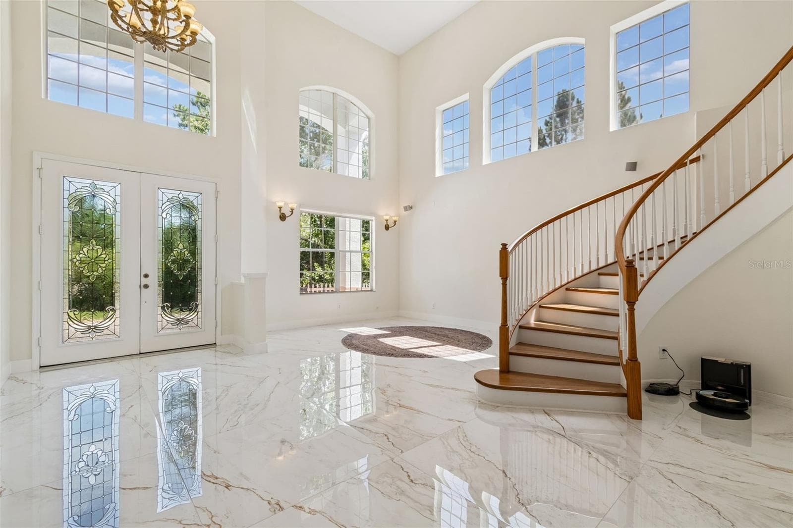 Single Family Residence at 10102 DEERCLIFF DR, TAMPA, photo 11 of 92