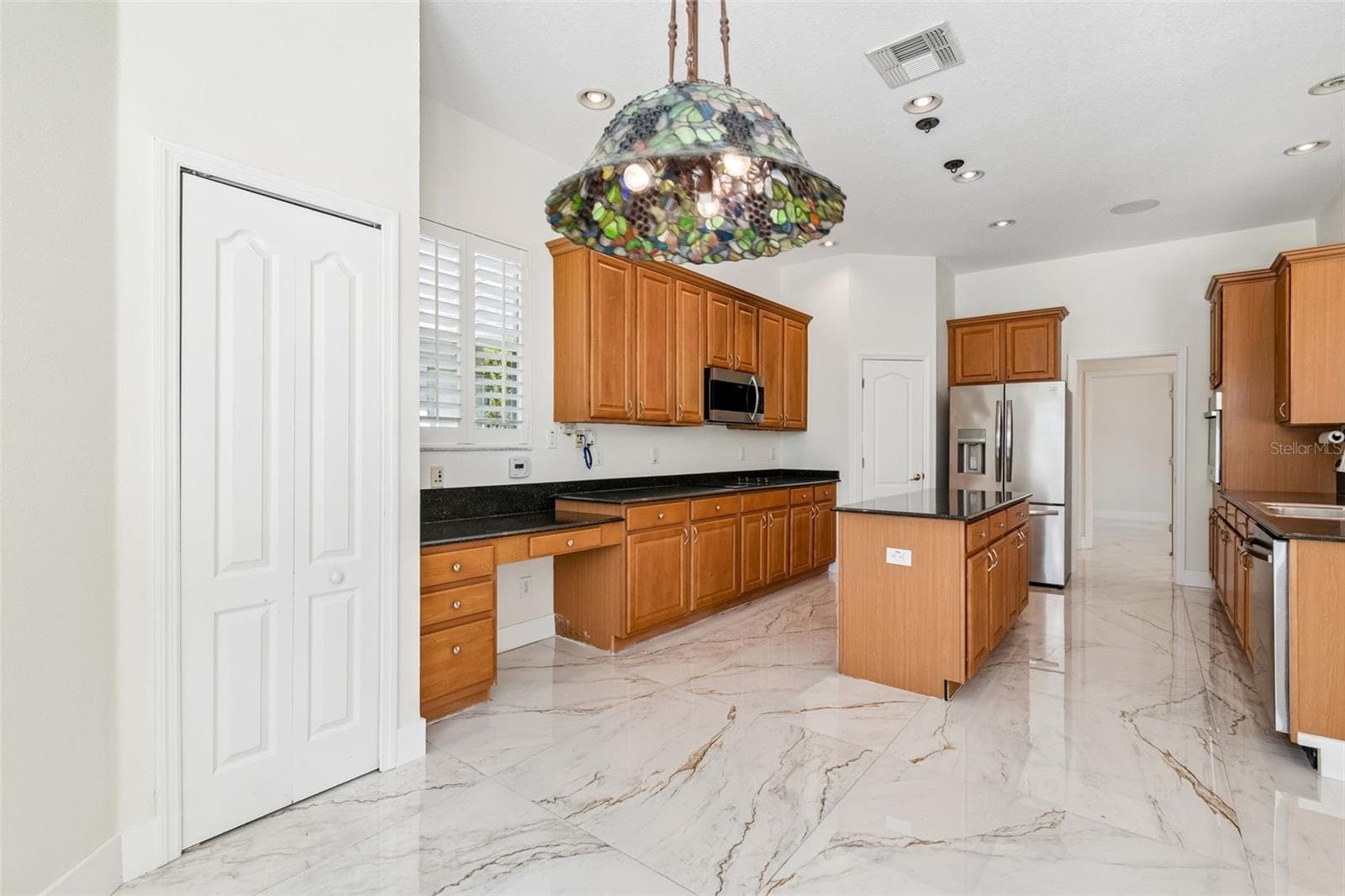 Single Family Residence at 10102 DEERCLIFF DR, TAMPA, photo 23 of 92
