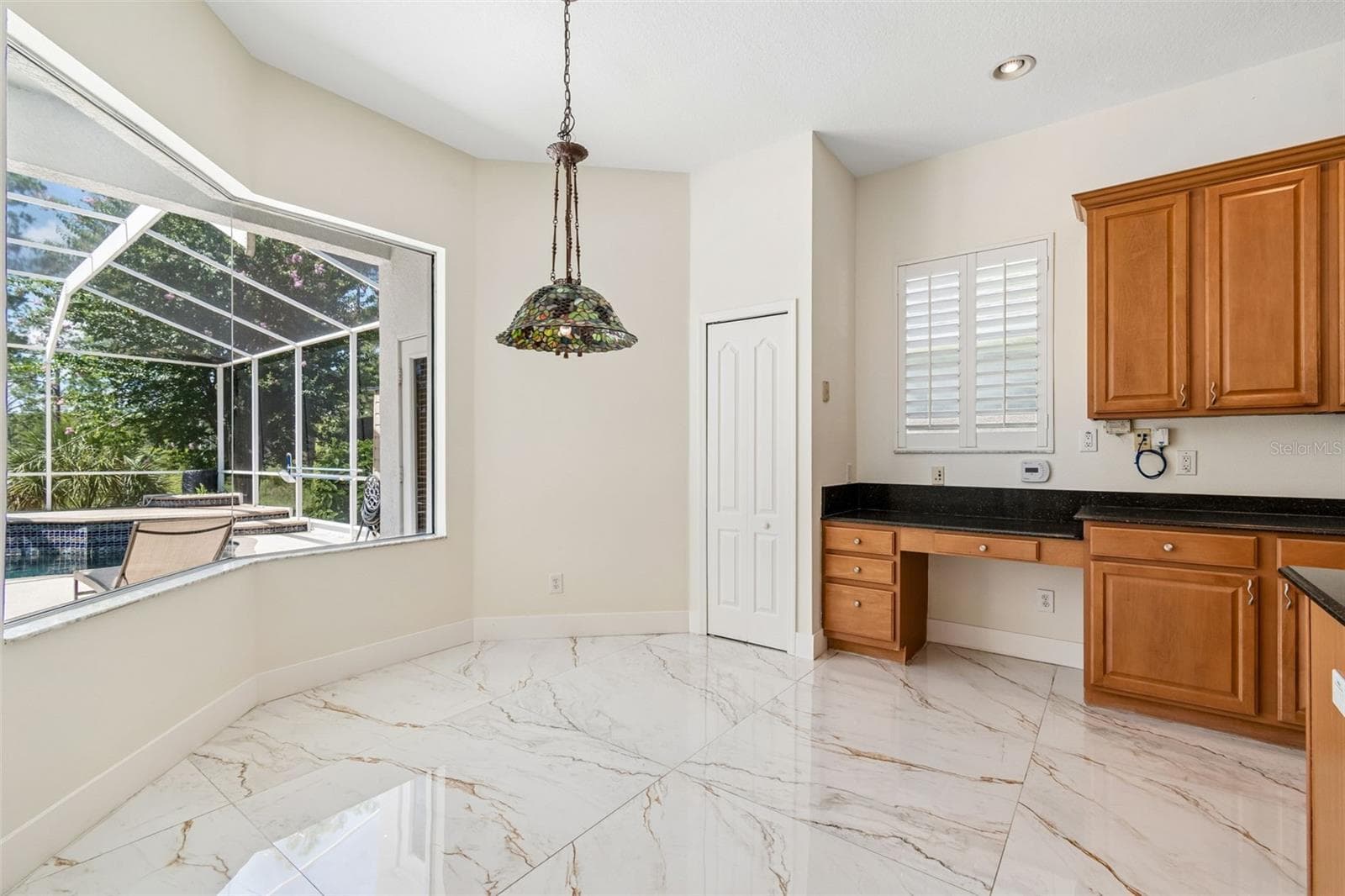 Single Family Residence at 10102 DEERCLIFF DR, TAMPA, photo 24 of 92