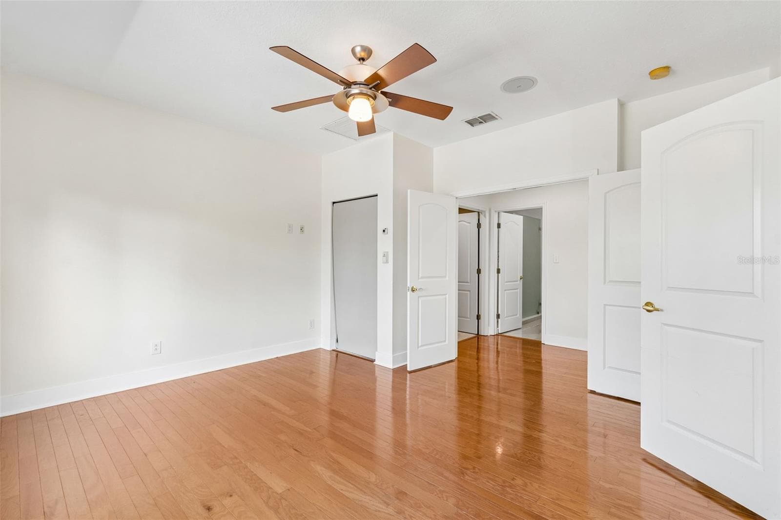 Single Family Residence at 10102 DEERCLIFF DR, TAMPA, photo 57 of 92