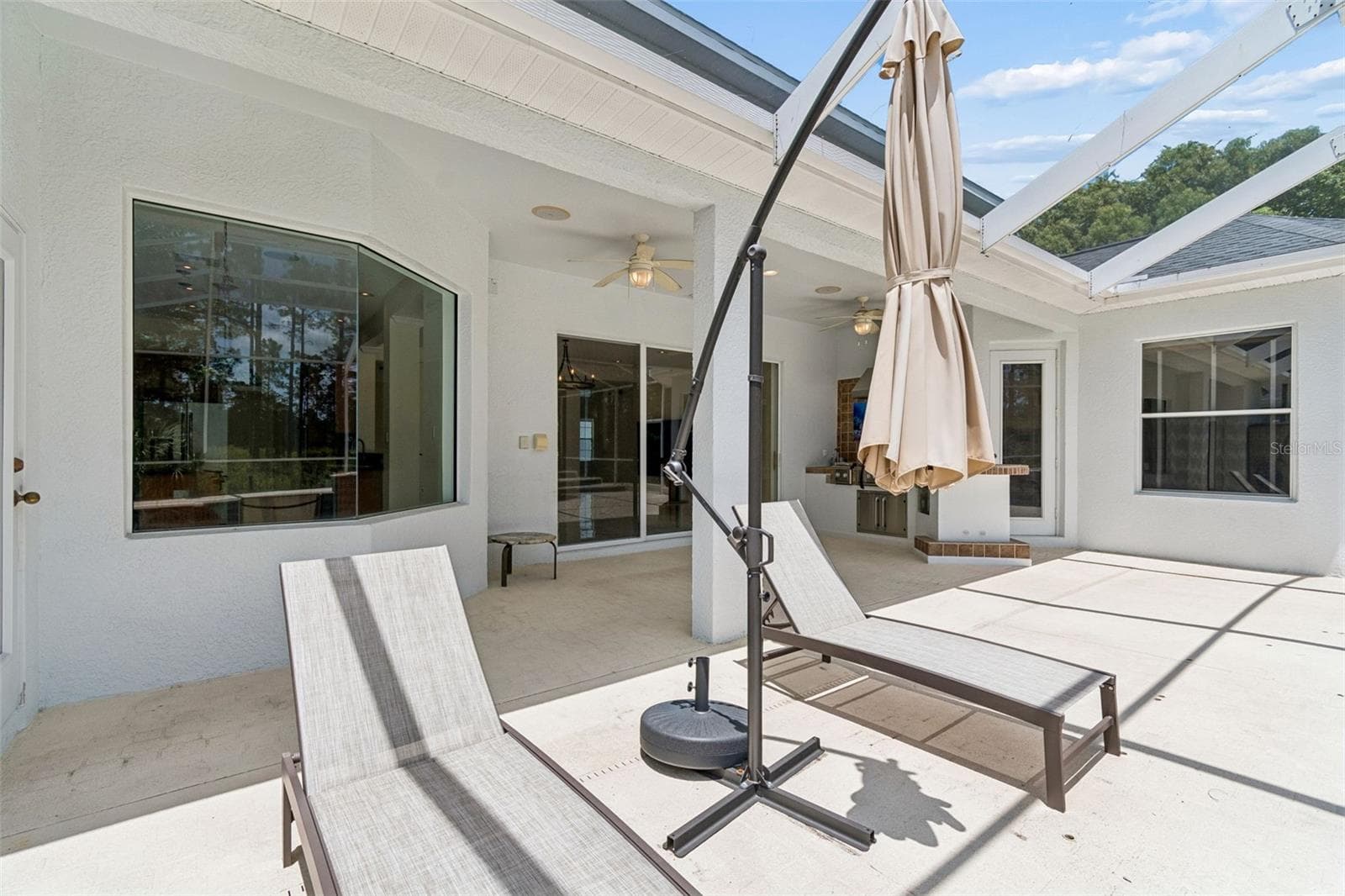 Single Family Residence at 10102 DEERCLIFF DR, TAMPA, photo 63 of 92
