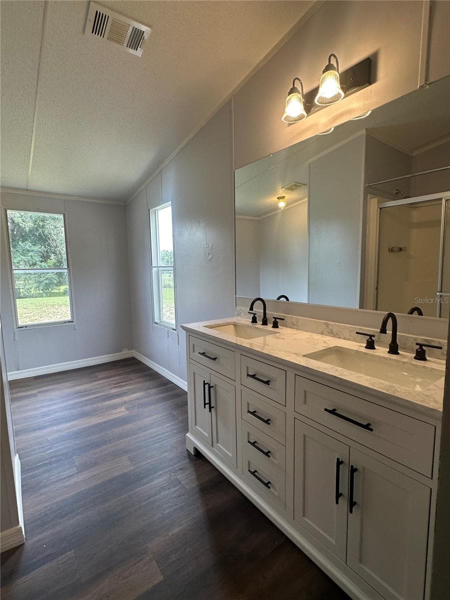 Manufactured Home at 2363 GERBER DAIRY RD, WINTER HAVEN, photo 31 of 35