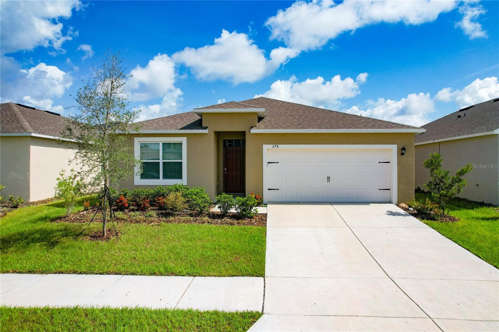 276 SOFIA LN