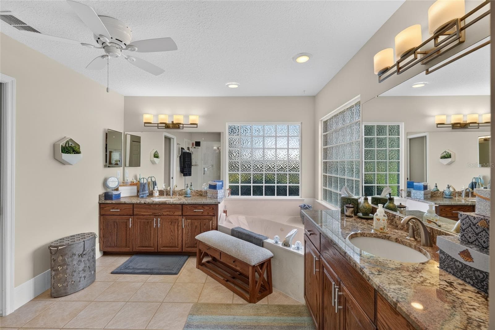 Single Family Residence at 13857 DEL WEBB BLVD, SUMMERFIELD, photo 34 of 93