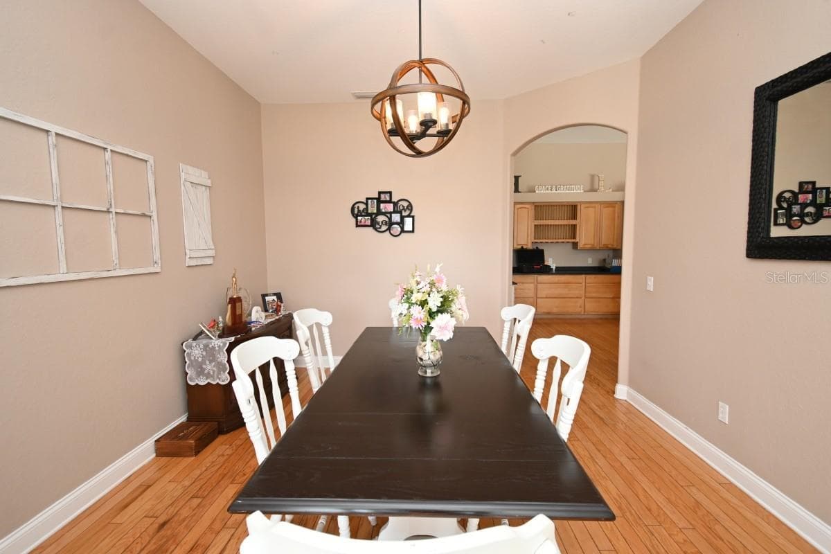 Single Family Residence at 12106 PALM ST, SAN ANTONIO, photo 15 of 37