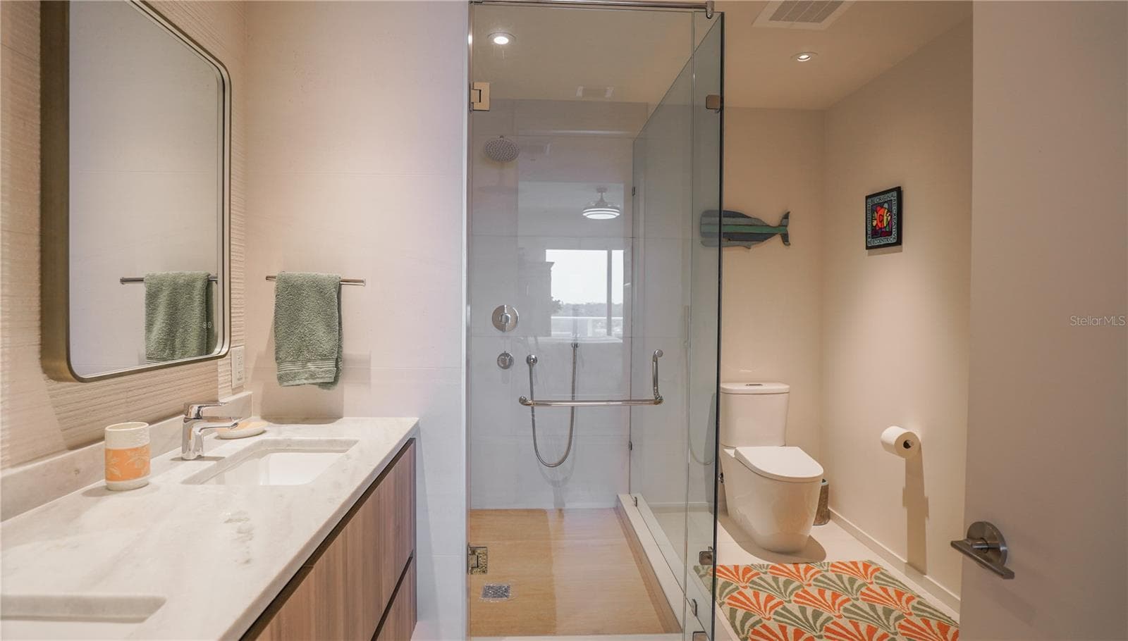Master Bathroom - 1020 SUNSET POINT RD #512, CLEARWATER