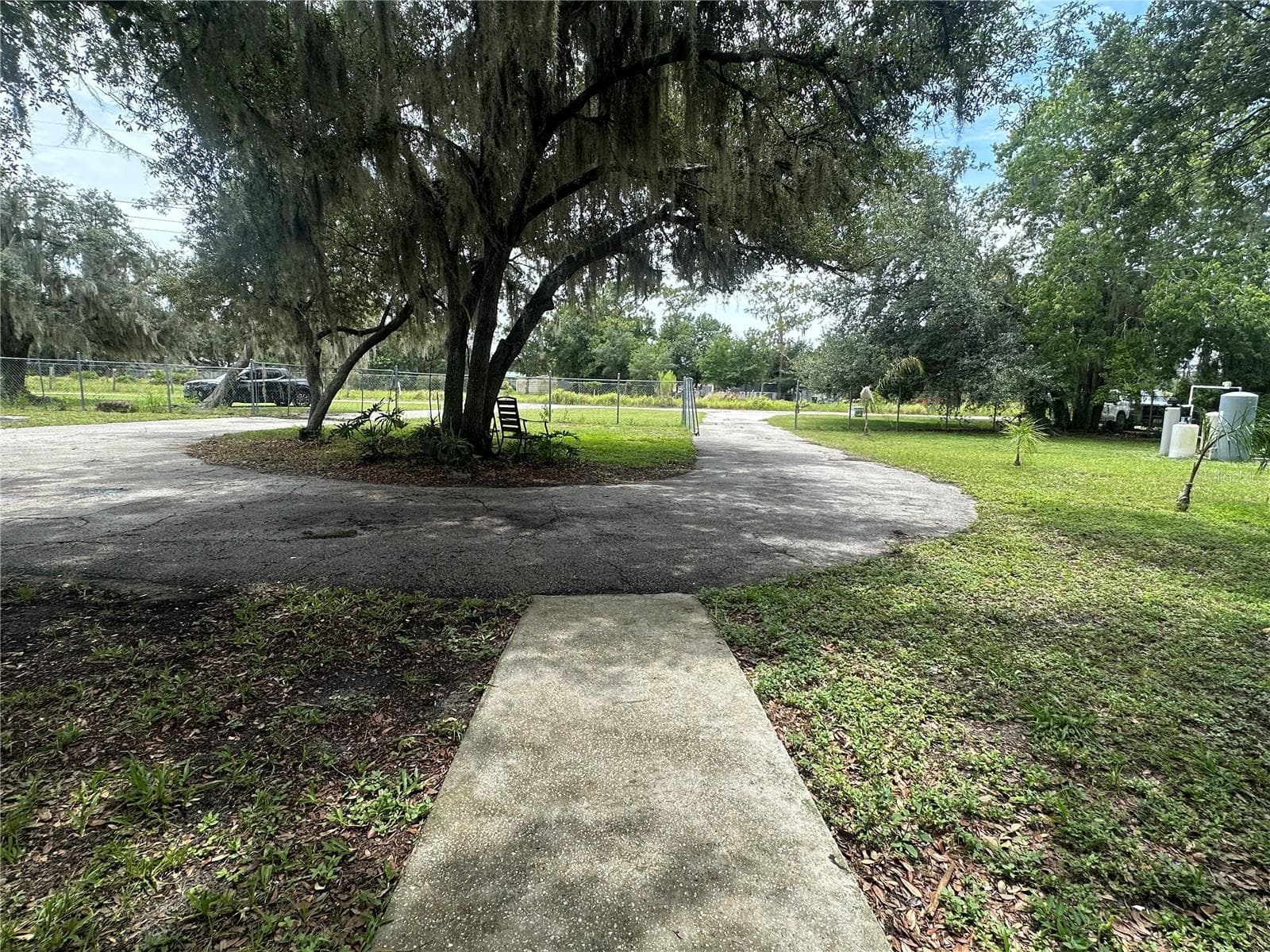 Manufactured Home at 2363 GERBER DAIRY RD, WINTER HAVEN, photo 4 of 35