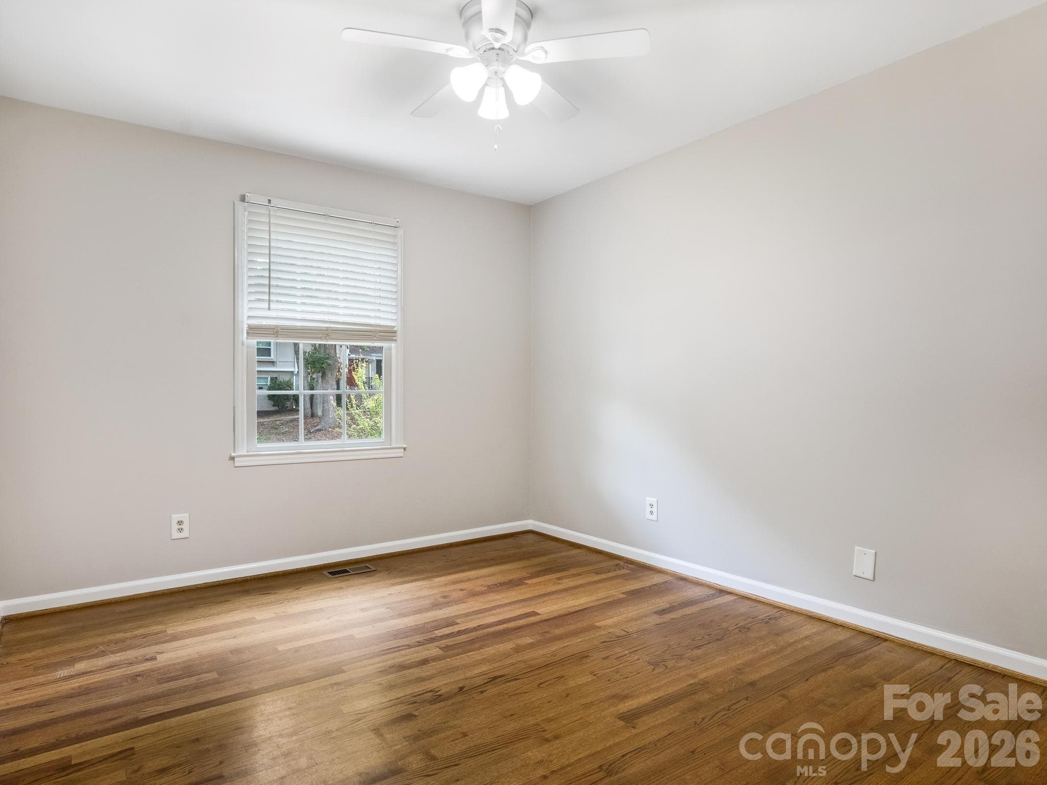 Single Family Residence at 7518 Riding Trail Road, Charlotte, photo 17 of 24