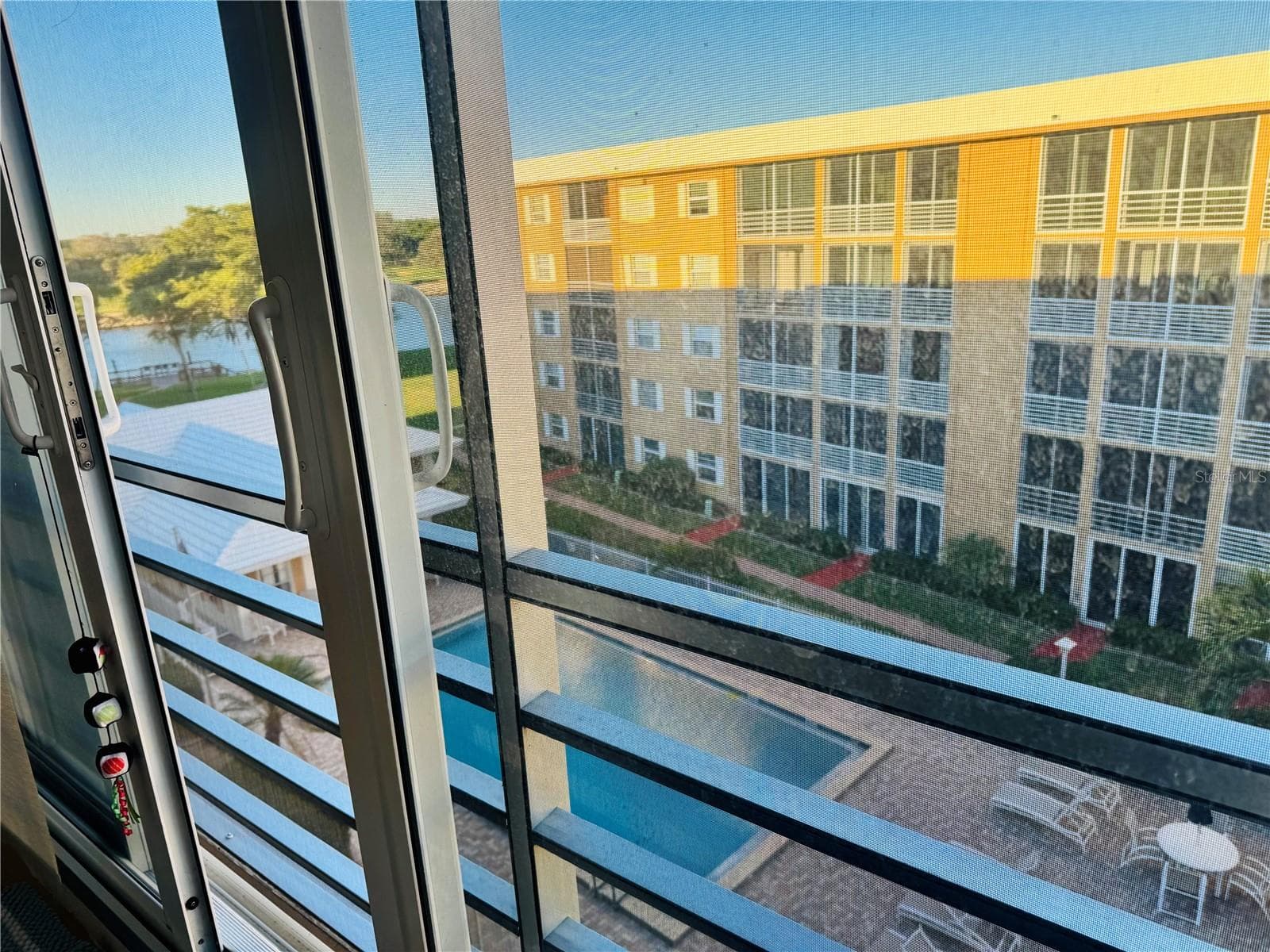 Condominium at 304 GOLFVIEW RD #PH7, NORTH PALM BEACH, photo 27 of 60