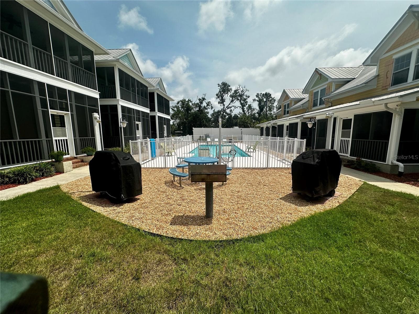 Condominium at 206 SE TENTH ST #9, STEINHATCHEE, photo 4 of 17