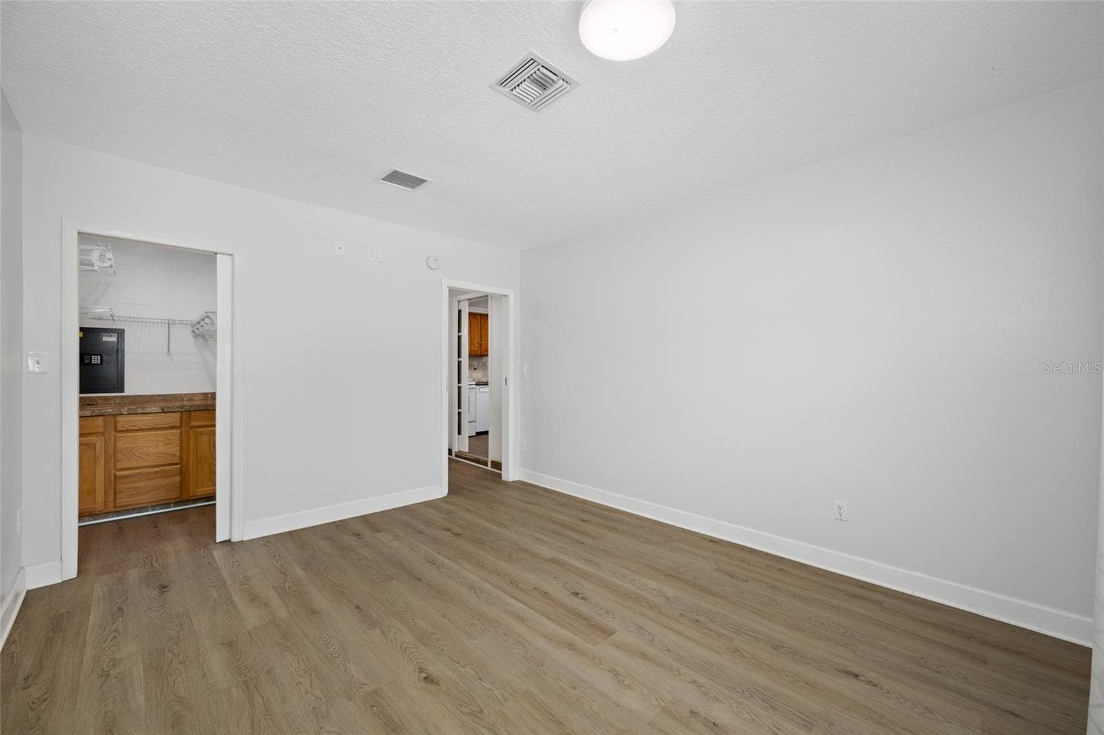 Single Family Residence at 4115 55TH AVENUE DR E, BRADENTON, photo 57 of 86