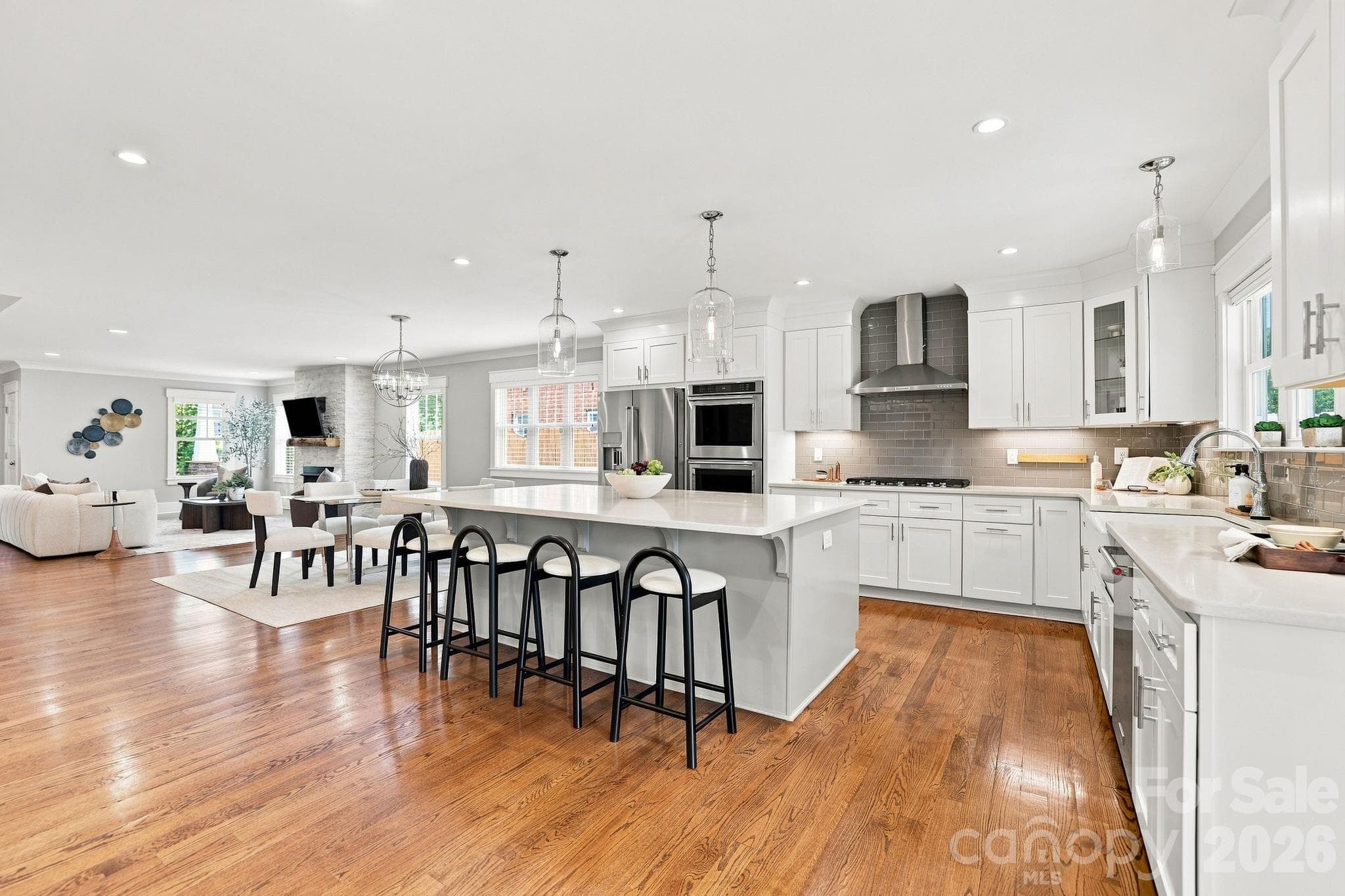 Single Family Residence at 2617 Commonwealth Avenue, Charlotte, photo 10 of 46