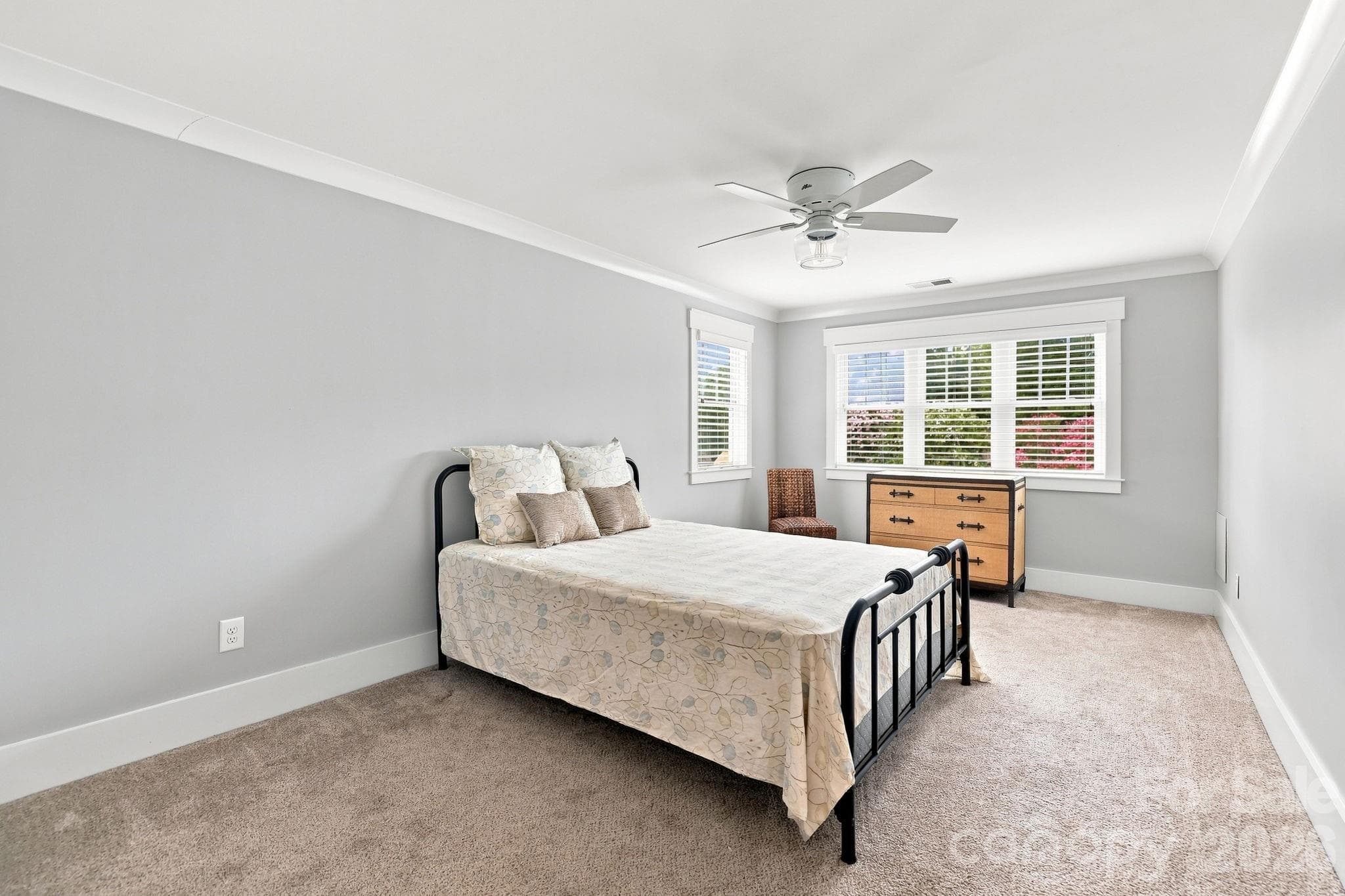 Single Family Residence at 2617 Commonwealth Avenue, Charlotte, photo 32 of 46