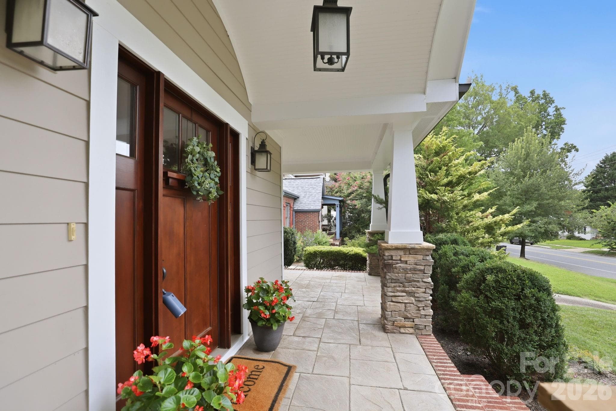 Single Family Residence at 2617 Commonwealth Avenue, Charlotte, photo 38 of 46