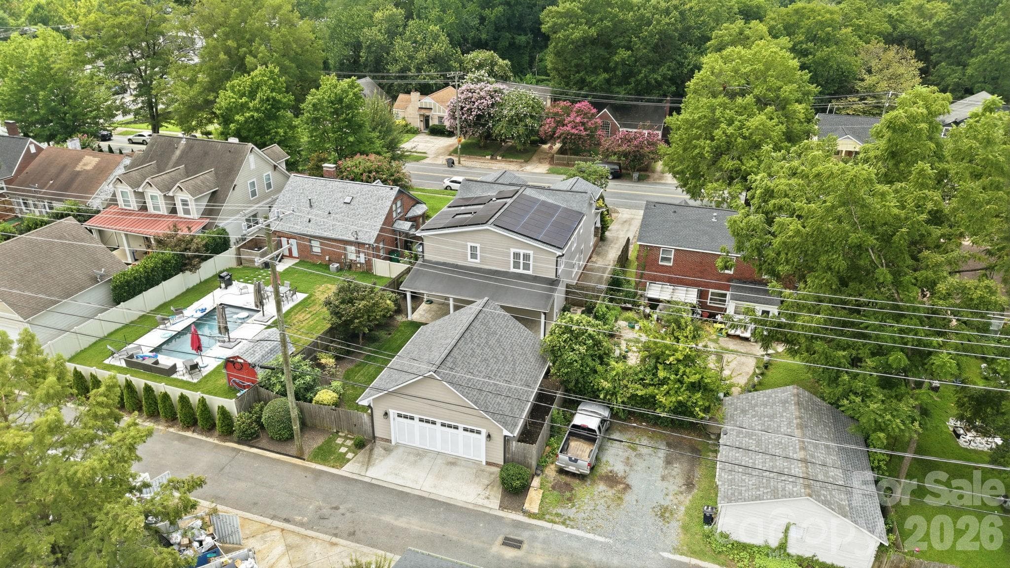 Single Family Residence at 2617 Commonwealth Avenue, Charlotte, photo 44 of 46