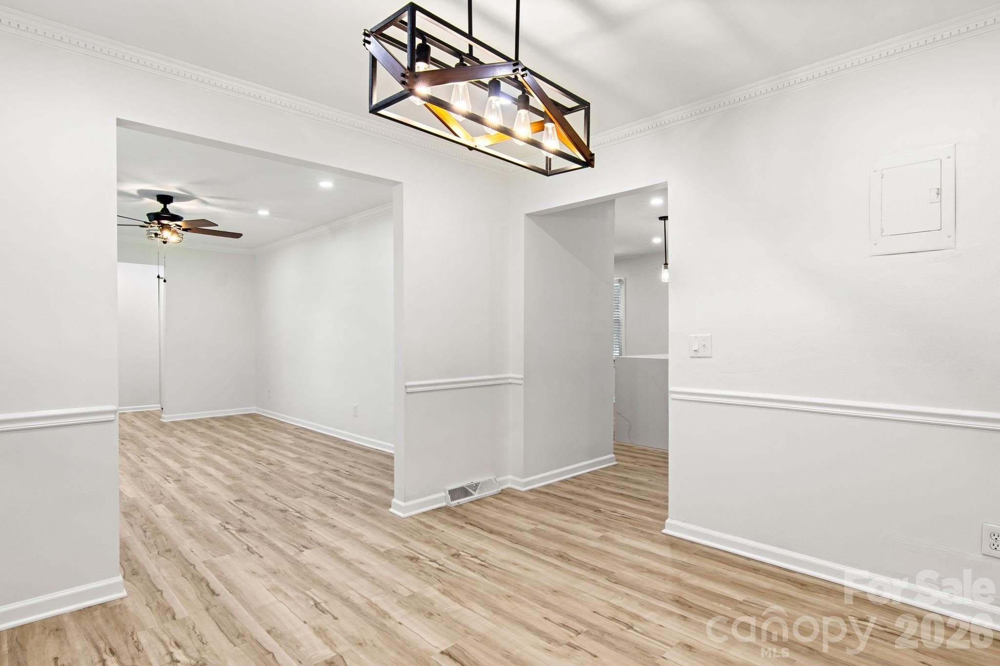 Single Family Residence at 7030 Delta Lake Drive, Charlotte, photo 9 of 42