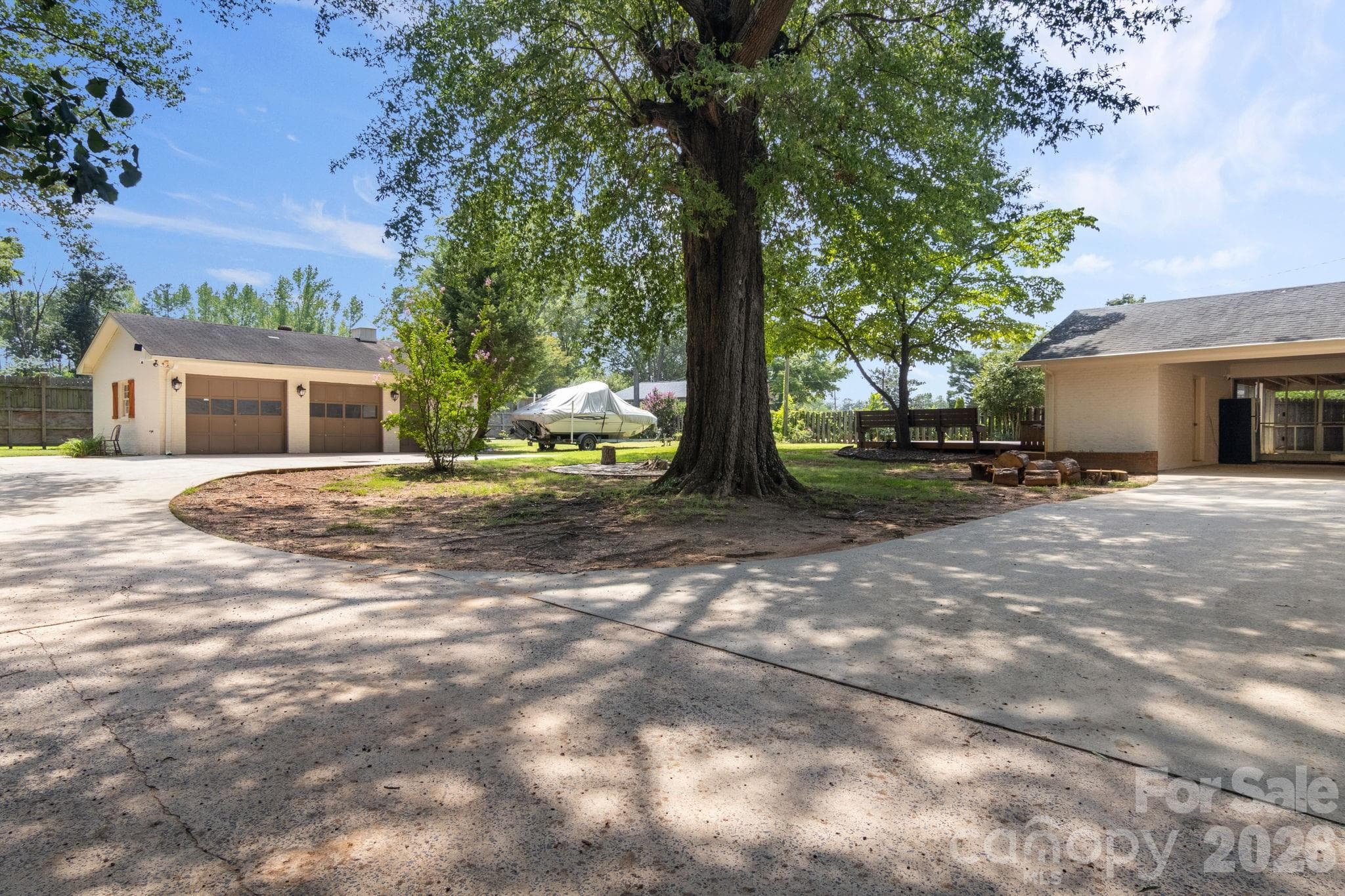 Single Family Residence at 7030 Delta Lake Drive, Charlotte, photo 34 of 42