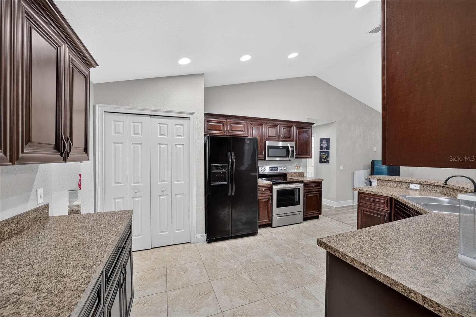 Single Family Residence at 3050 SW 177TH PLACE RD, OCALA, photo 20 of 52