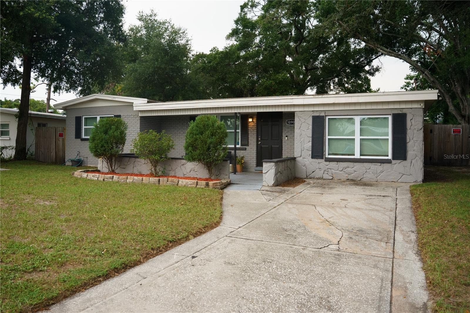 10906 N LANTANA AVE