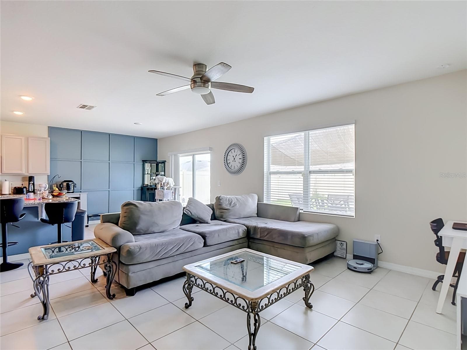Living Room - 5911 SHINGLE CREEK RD, LAKELAND