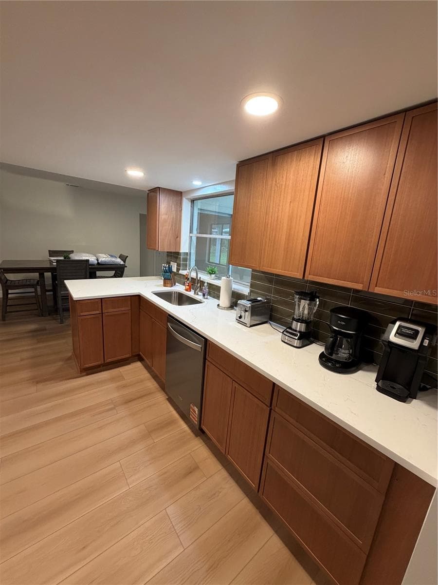 Single Family Residence at 124 HOLLYHOCK DR, ALTAMONTE SPRINGS, photo 15 of 81