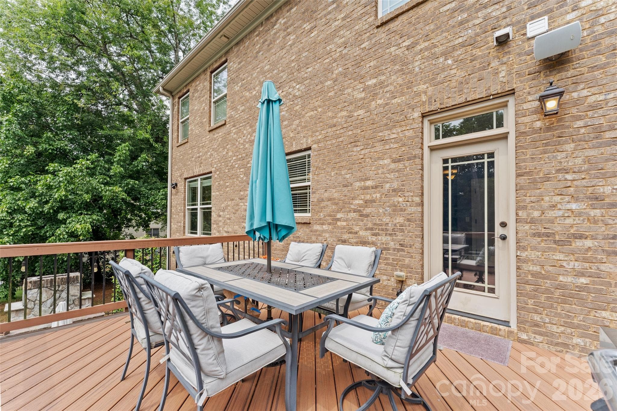 Single Family Residence at 314 Stone Cliff Lane, Lake Wylie, photo 36 of 43