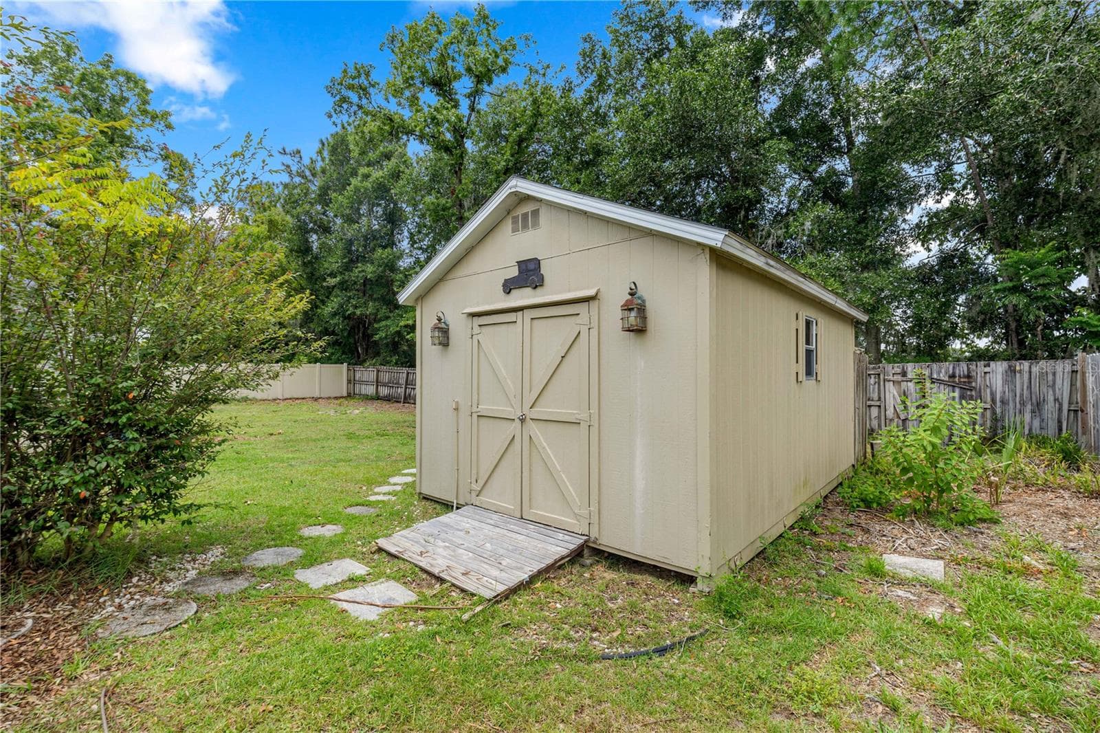 Single Family Residence at 1363 SE 65TH CIR, OCALA, photo 16 of 45