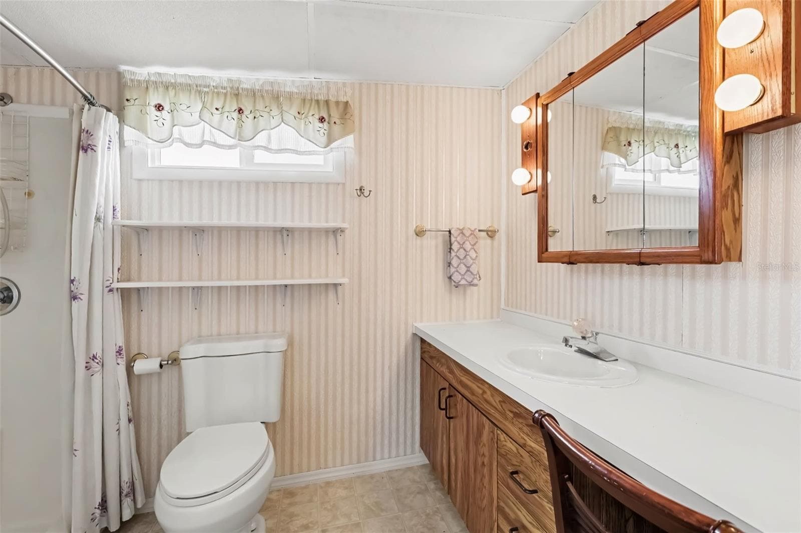Bathroom 2 - 37249 HAMMOND DR, ZEPHYRHILLS