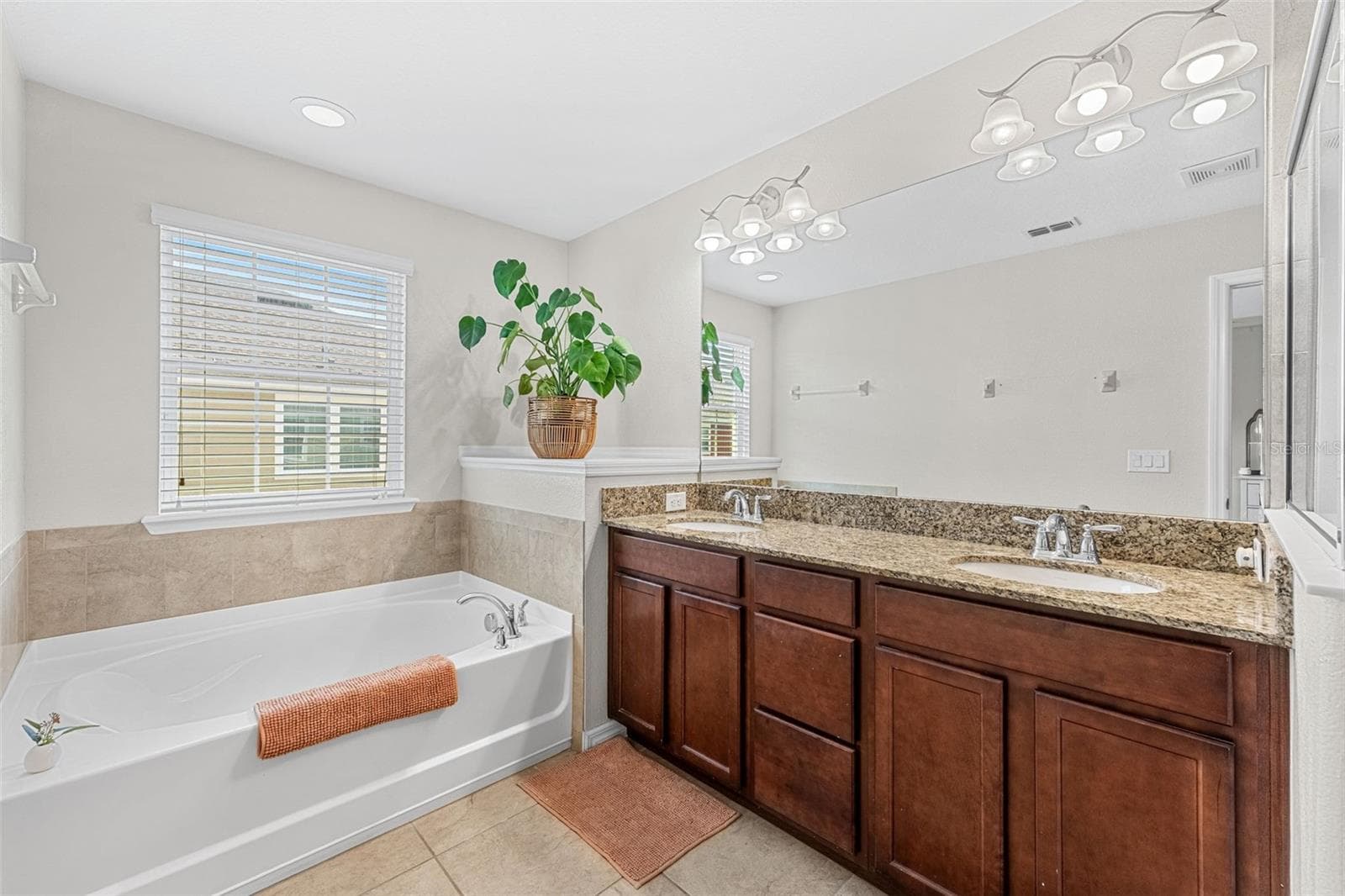 Townhouse at 1380 MILL STREAM LN, WINTER SPRINGS, photo 15 of 33