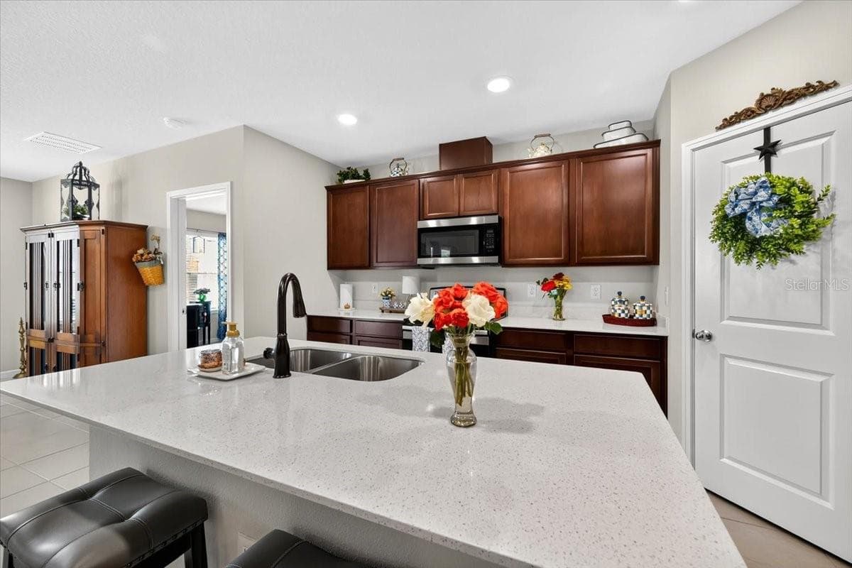 Single Family Residence at 5461 KEATON SPRINGS DR, LAKELAND, photo 18 of 42