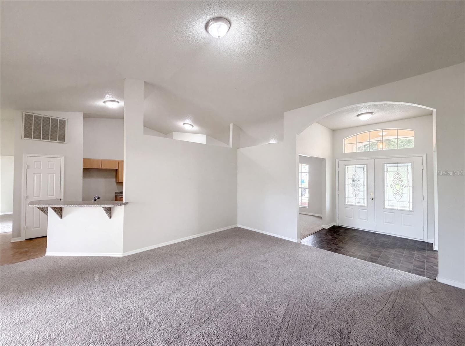 Single Family Residence at 1038 HIGHLAND CREST CIR, LAKE WALES, photo 7 of 18