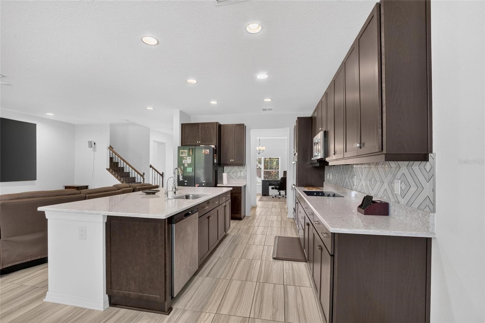 Single Family Residence at 7321 GULF CYPRESS AVE, LAND O LAKES, photo 6 of 46