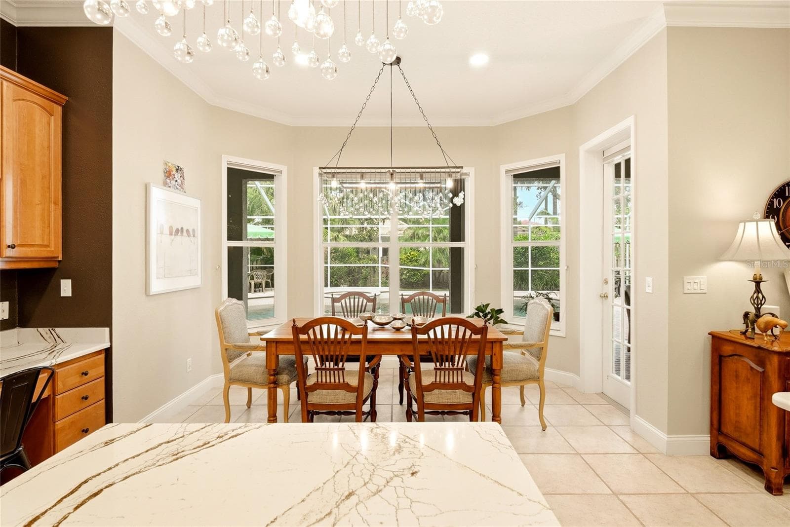 Single Family Residence at 1246 DARLINGTON OAK CIR NE, ST PETERSBURG, photo 12 of 79