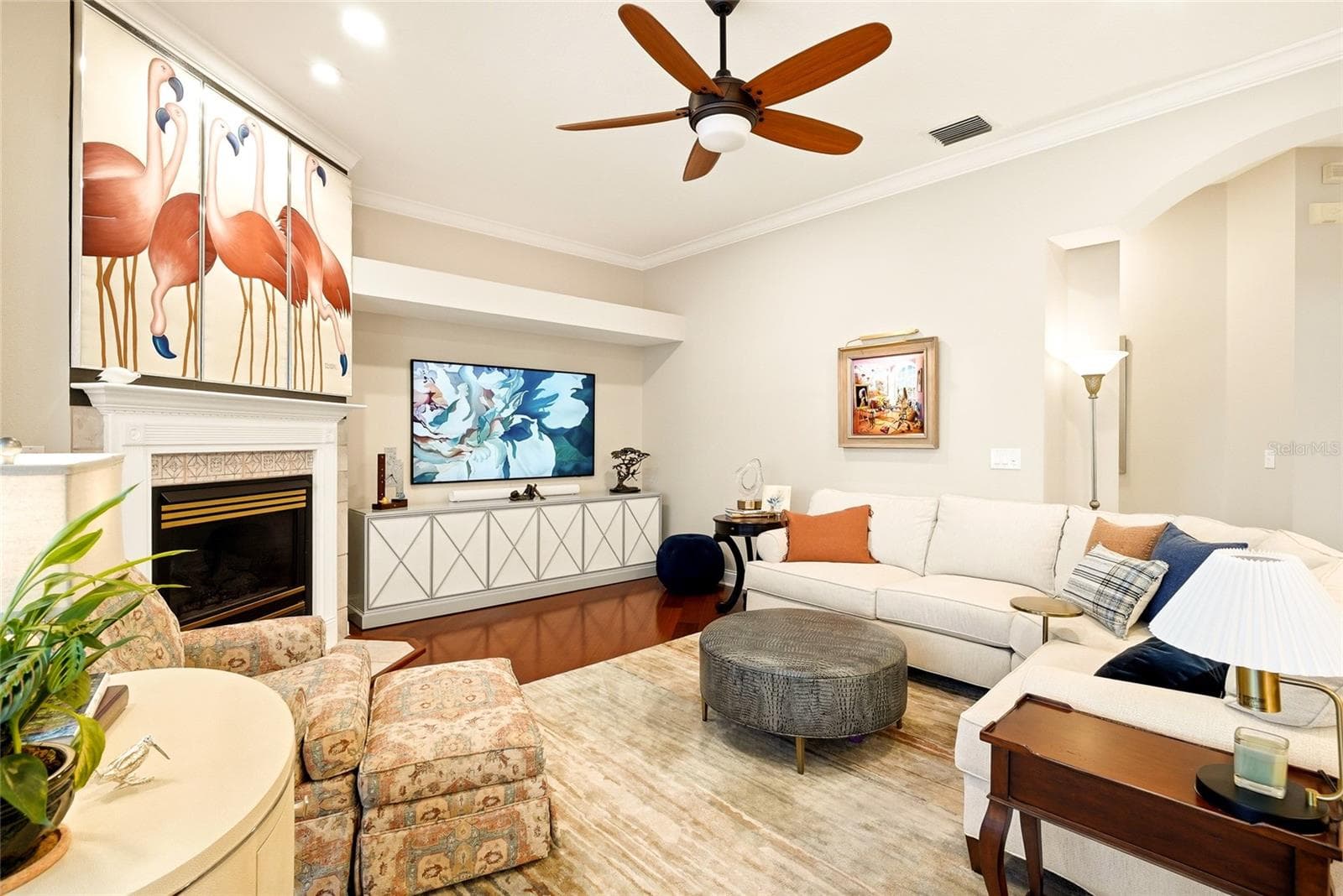 Single Family Residence at 1246 DARLINGTON OAK CIR NE, ST PETERSBURG, photo 15 of 79