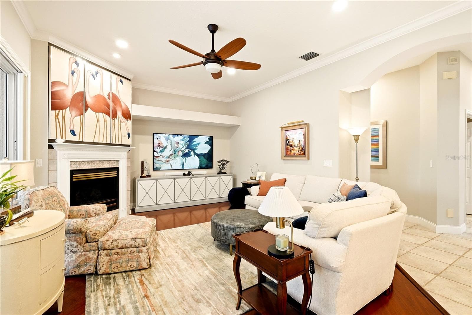 Single Family Residence at 1246 DARLINGTON OAK CIR NE, ST PETERSBURG, photo 16 of 79