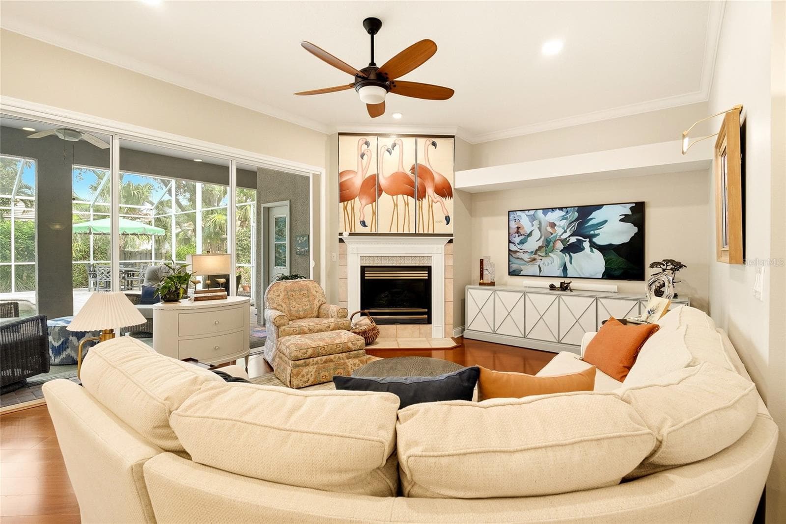 Single Family Residence at 1246 DARLINGTON OAK CIR NE, ST PETERSBURG, photo 19 of 79