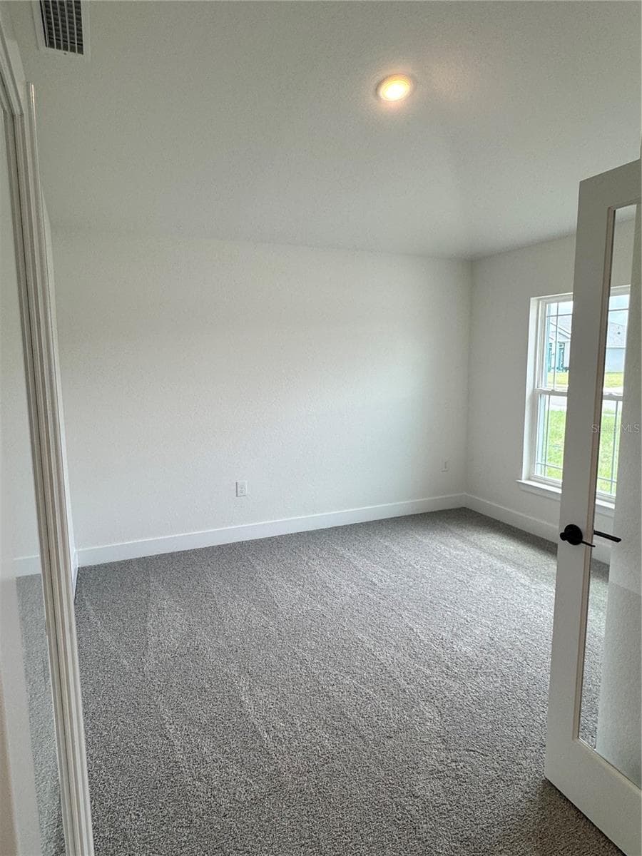 Single Family Residence at 2671 AVERLAND LOOP, NORTH PORT, photo 2 of 16