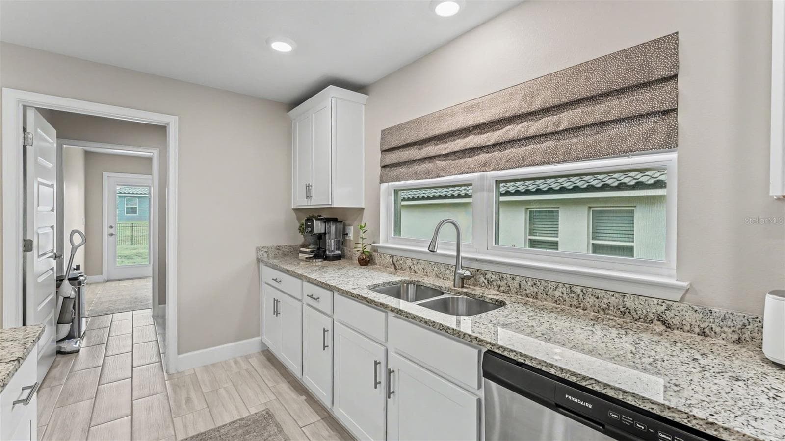 Single Family Residence at 5280 TENNESSEE RIDGE CT, AUBURNDALE, photo 9 of 51
