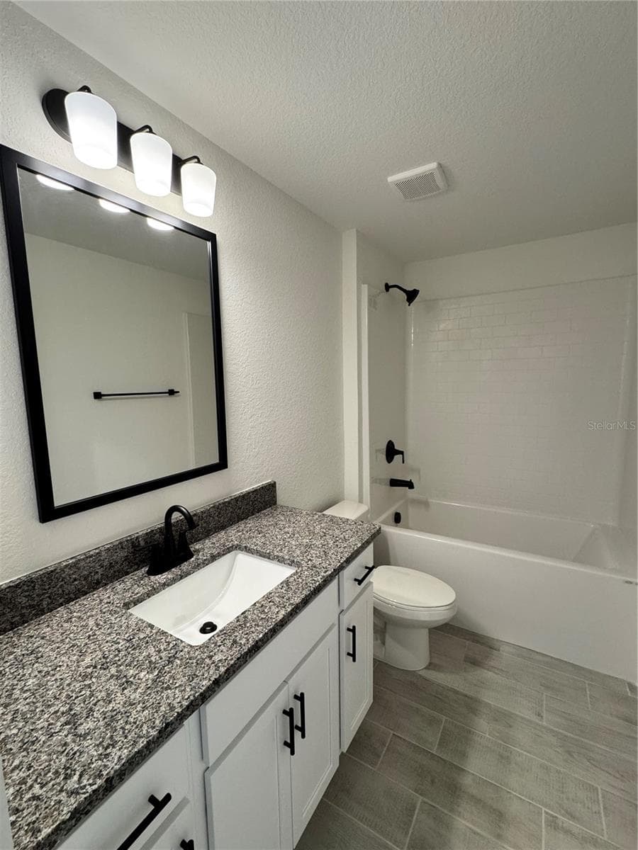 Single Family Residence at 2659 AVERLAND LOOP, NORTH PORT, photo 4 of 13