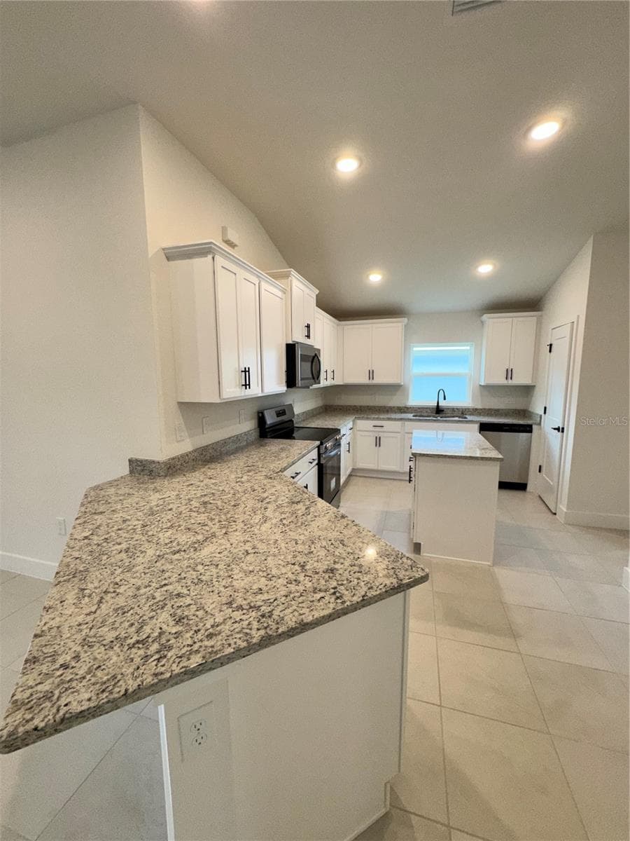 Single Family Residence at 2675 AVERLAND LOOP, NORTH PORT, photo 3 of 12