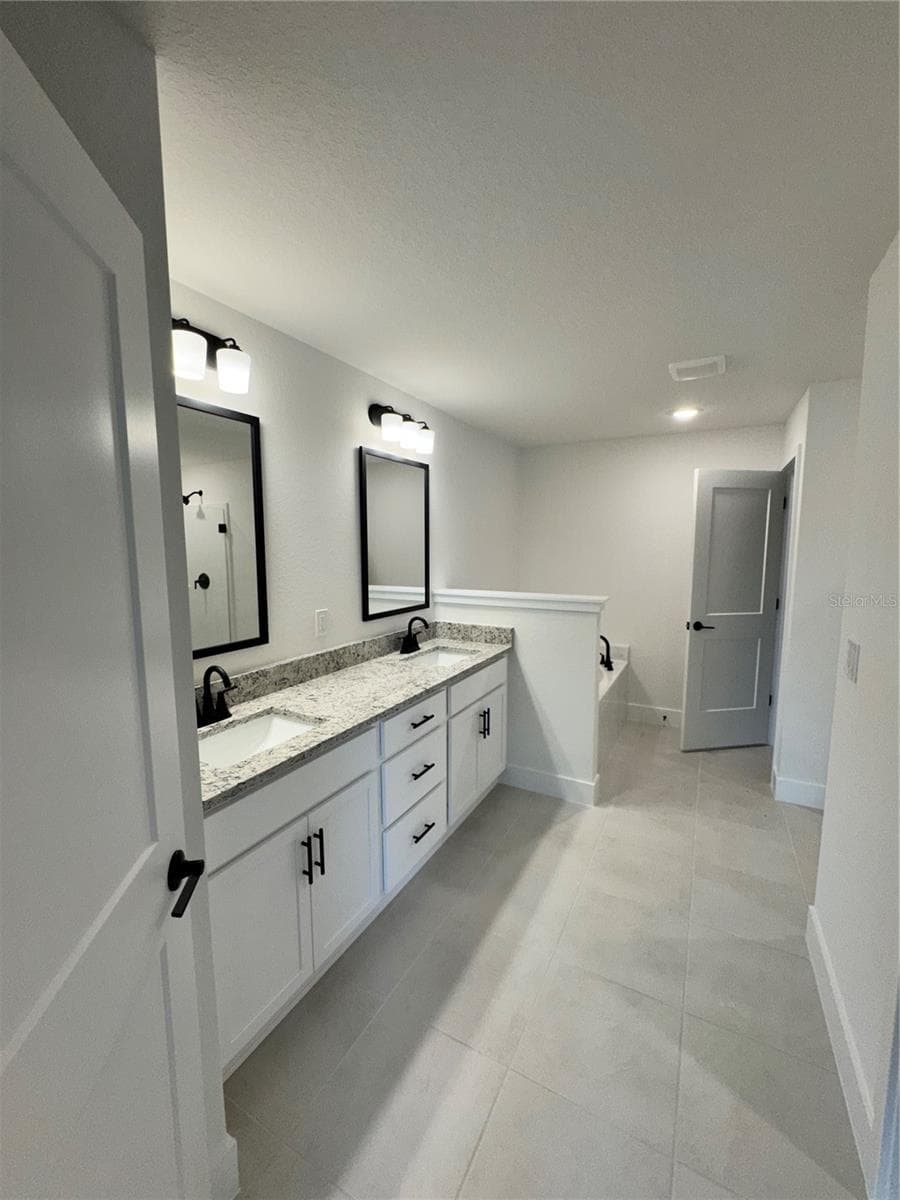 Single Family Residence at 2675 AVERLAND LOOP, NORTH PORT, photo 8 of 12