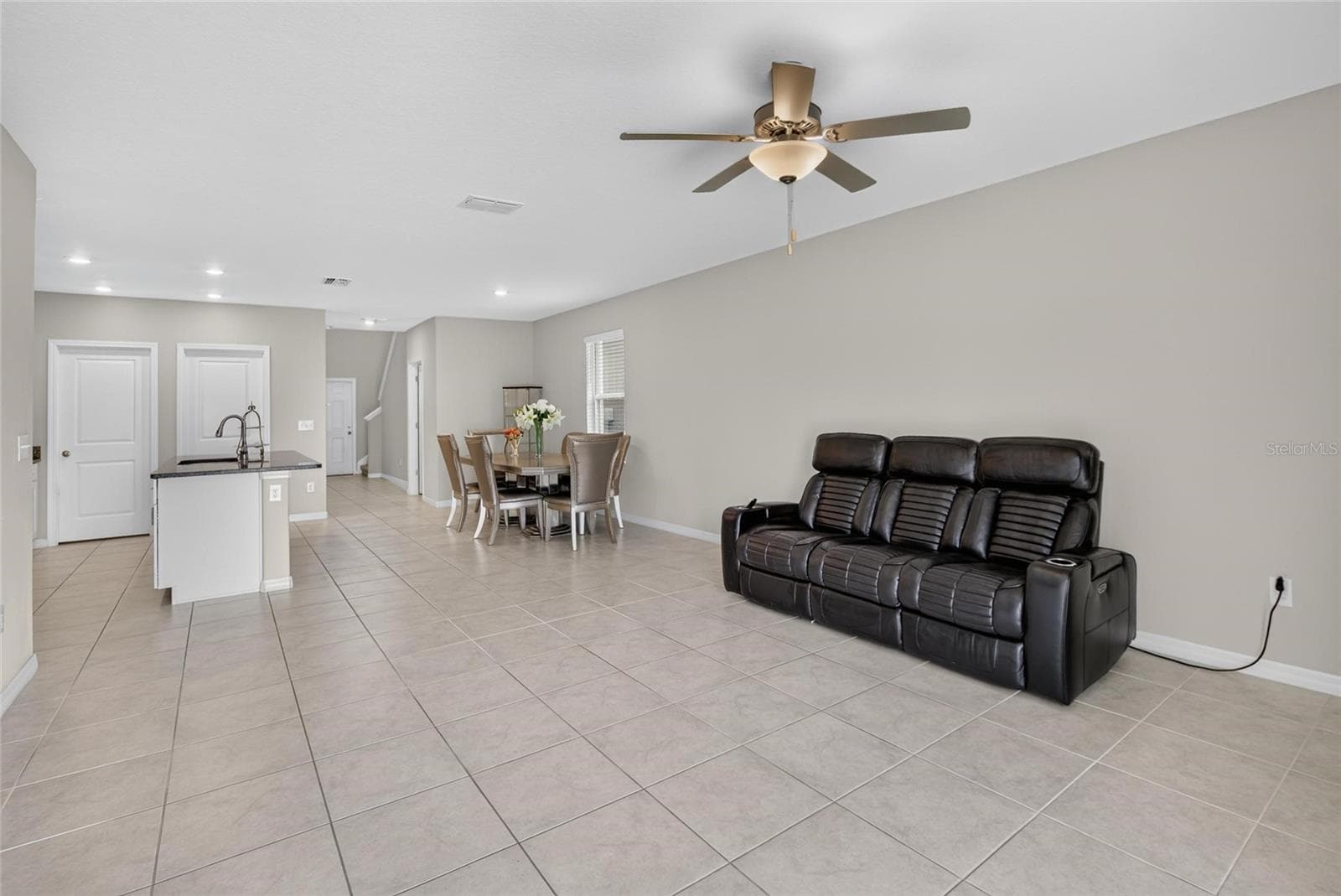 Great room - 31814 BARREL WAVE WAY, WESLEY CHAPEL