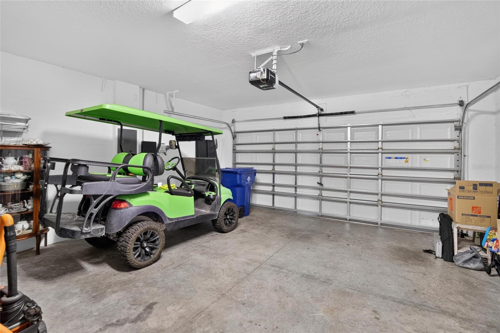 Garage - 31814 BARREL WAVE WAY, WESLEY CHAPEL