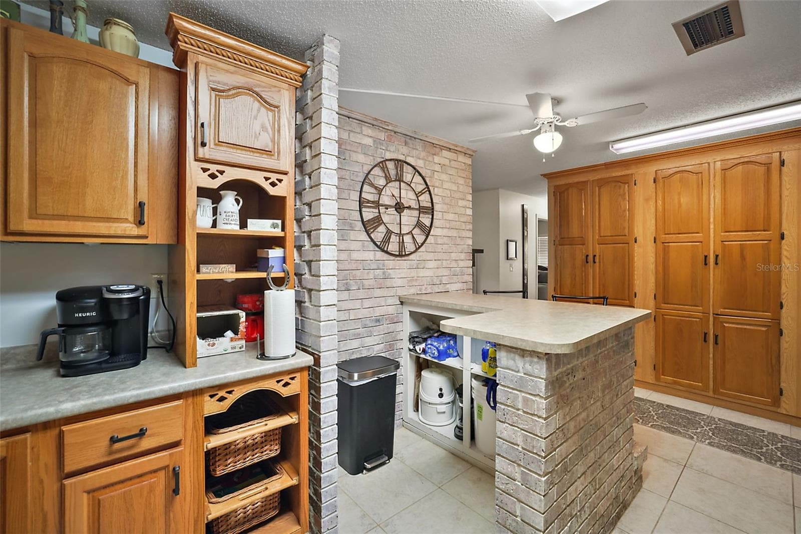 Single Family Residence at 10303 SE SUNSET HARBOR RD, SUMMERFIELD, photo 10 of 31